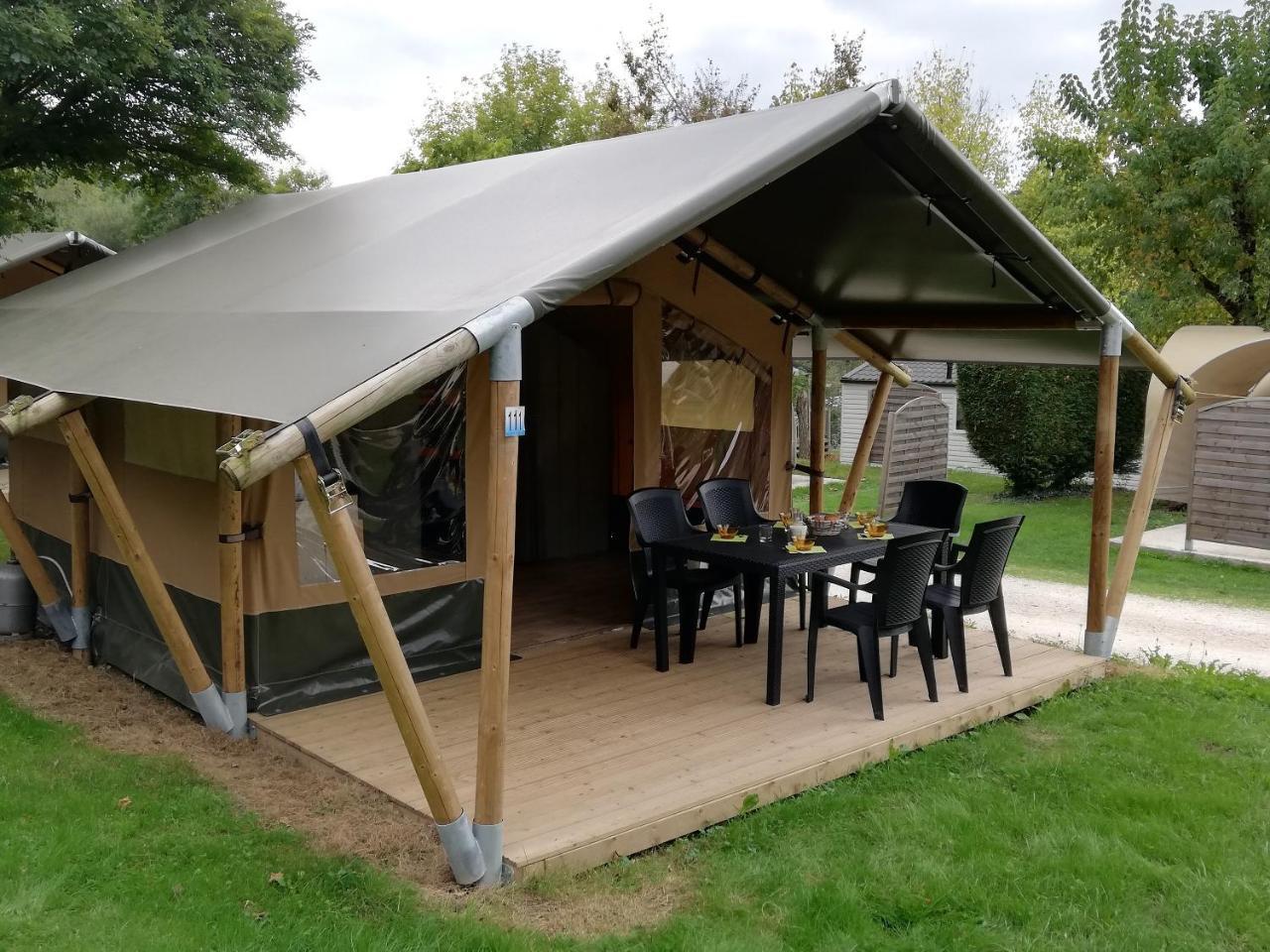 Camping 3 Etoiles - Piscine Chauffee - Vue Montagne Saint-Girons  Exterior foto